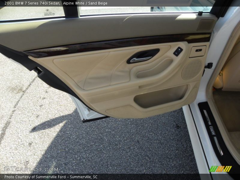 Alpine White / Sand Beige 2001 BMW 7 Series 740i Sedan