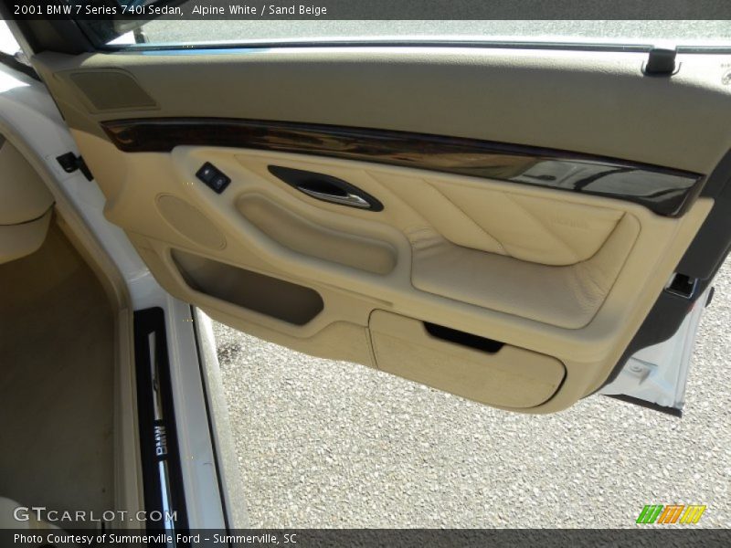 Alpine White / Sand Beige 2001 BMW 7 Series 740i Sedan
