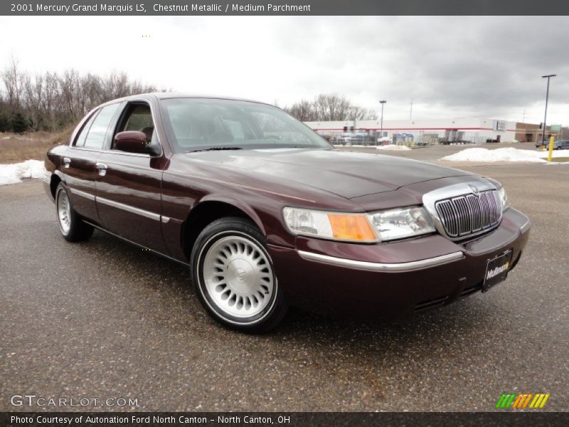 Front 3/4 View of 2001 Grand Marquis LS