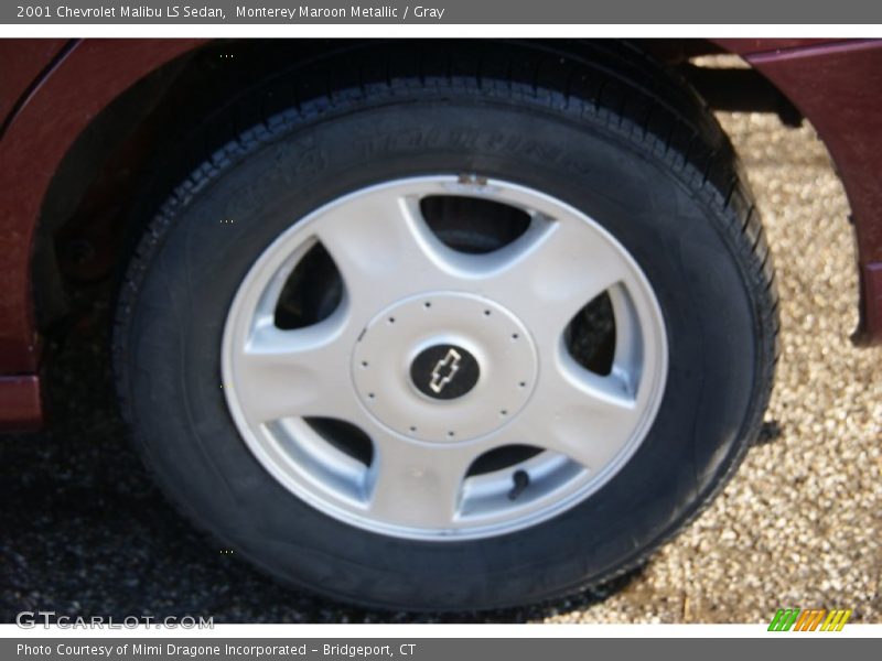 Monterey Maroon Metallic / Gray 2001 Chevrolet Malibu LS Sedan