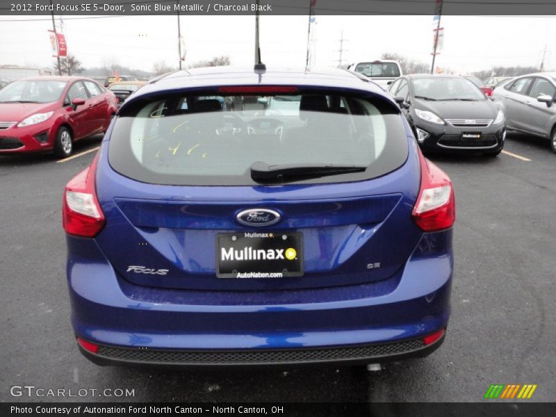 Sonic Blue Metallic / Charcoal Black 2012 Ford Focus SE 5-Door