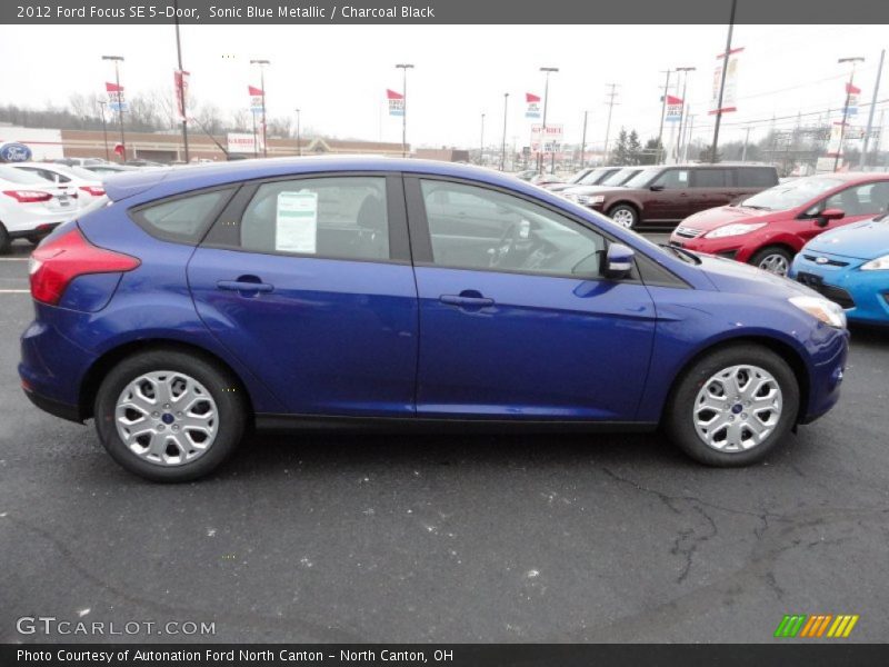 Sonic Blue Metallic / Charcoal Black 2012 Ford Focus SE 5-Door