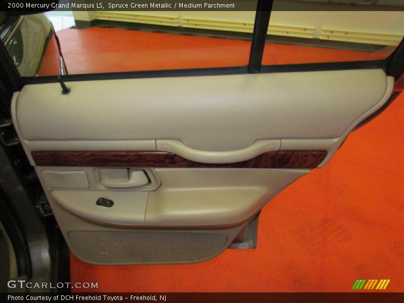 Spruce Green Metallic / Medium Parchment 2000 Mercury Grand Marquis LS