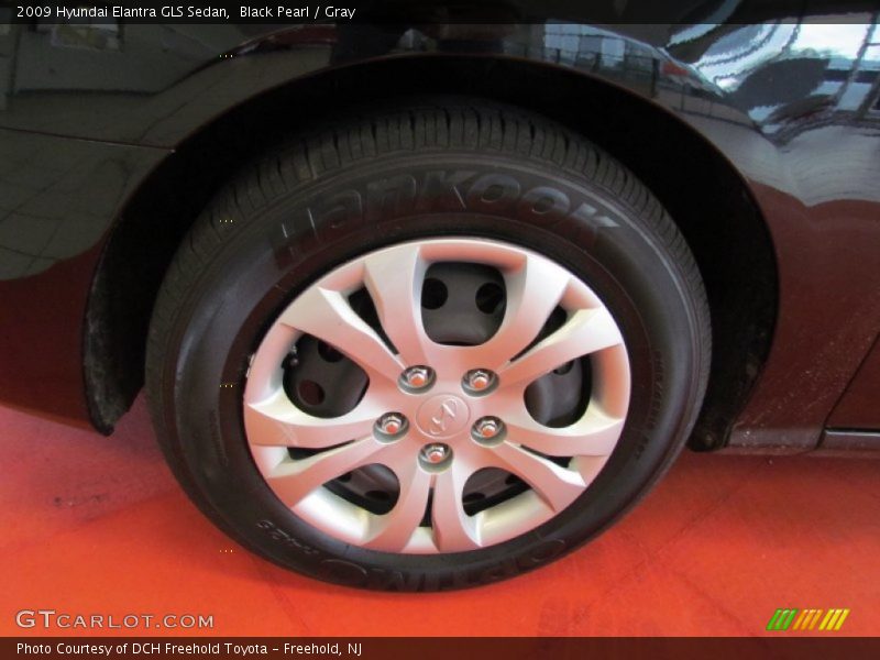 Black Pearl / Gray 2009 Hyundai Elantra GLS Sedan