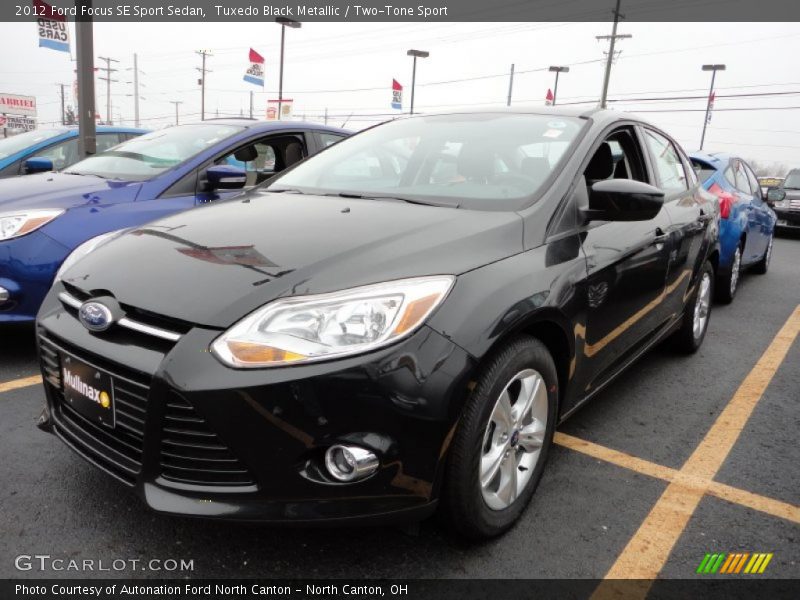 Tuxedo Black Metallic / Two-Tone Sport 2012 Ford Focus SE Sport Sedan