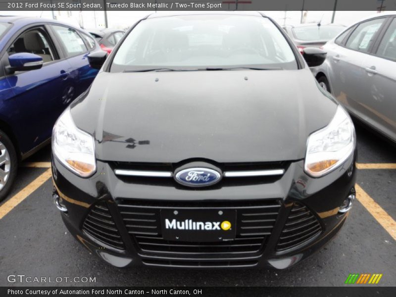 Tuxedo Black Metallic / Two-Tone Sport 2012 Ford Focus SE Sport Sedan
