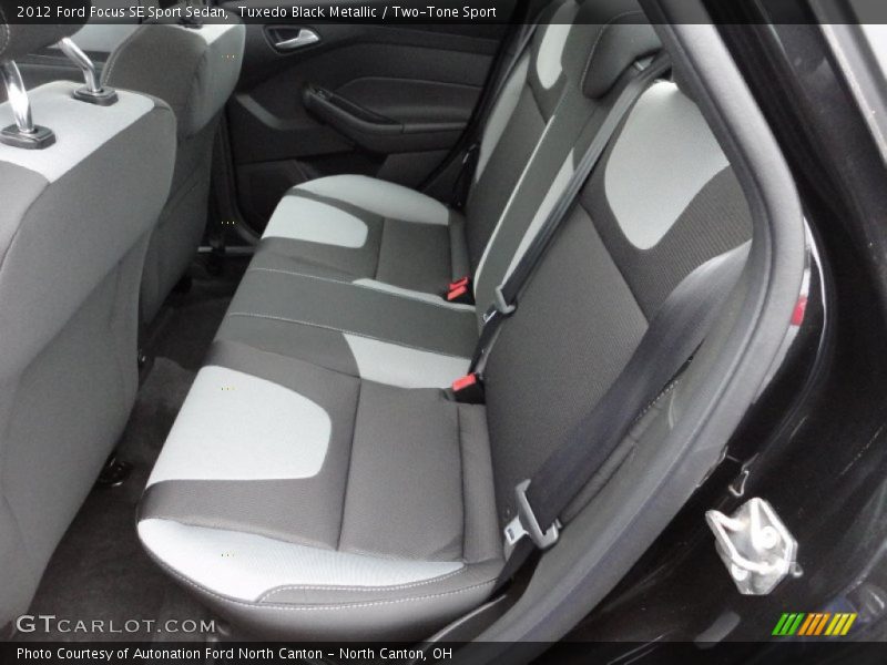 Tuxedo Black Metallic / Two-Tone Sport 2012 Ford Focus SE Sport Sedan