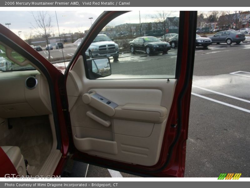 Vivid Red Metallic / Camel 2006 Mercury Mountaineer Premier AWD