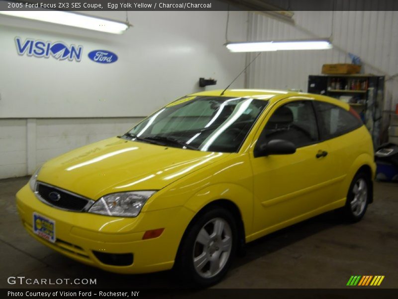Egg Yolk Yellow / Charcoal/Charcoal 2005 Ford Focus ZX3 SES Coupe
