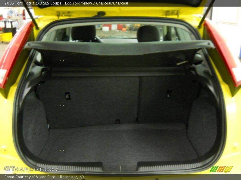 Egg Yolk Yellow / Charcoal/Charcoal 2005 Ford Focus ZX3 SES Coupe