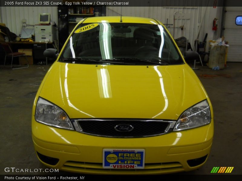 Egg Yolk Yellow / Charcoal/Charcoal 2005 Ford Focus ZX3 SES Coupe