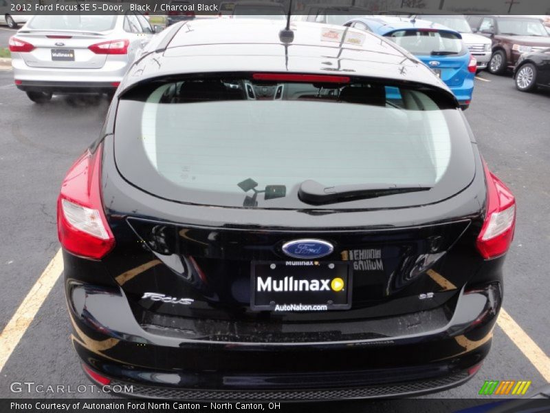 Black / Charcoal Black 2012 Ford Focus SE 5-Door