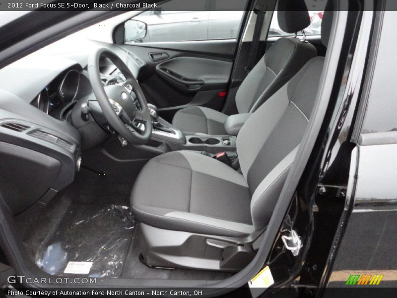 Black / Charcoal Black 2012 Ford Focus SE 5-Door