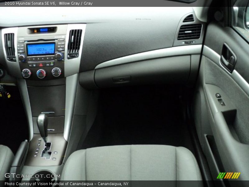 Willow Gray / Gray 2010 Hyundai Sonata SE V6