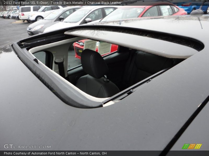 Tuxedo Black Metallic / Charcoal Black Leather 2012 Ford Focus SEL 5-Door