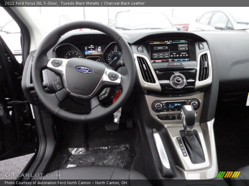 Tuxedo Black Metallic / Charcoal Black Leather 2012 Ford Focus SEL 5-Door