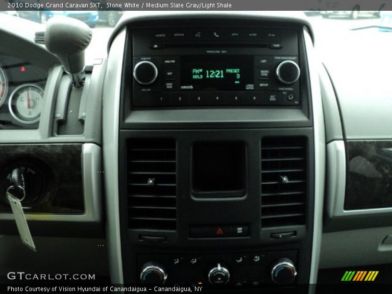 Stone White / Medium Slate Gray/Light Shale 2010 Dodge Grand Caravan SXT