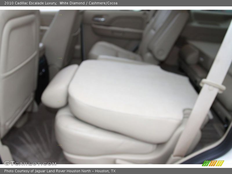 White Diamond / Cashmere/Cocoa 2010 Cadillac Escalade Luxury