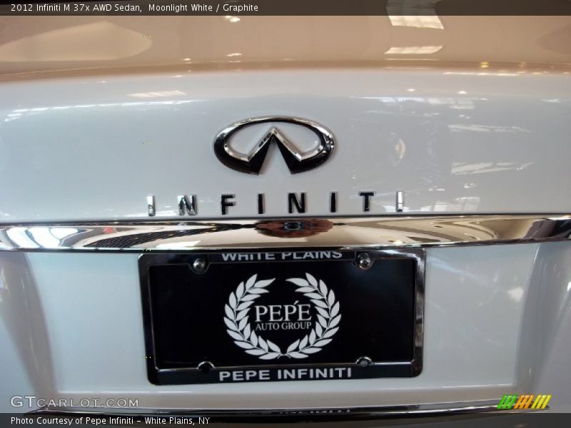 Moonlight White / Graphite 2012 Infiniti M 37x AWD Sedan