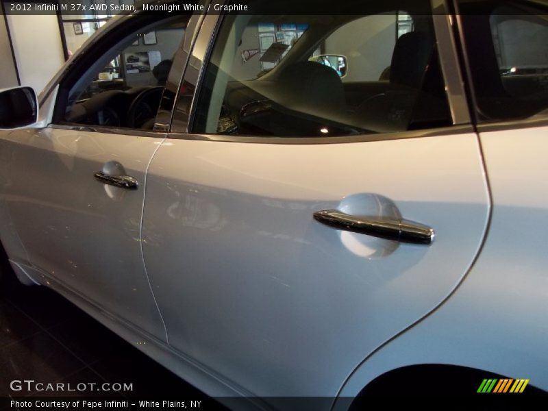Moonlight White / Graphite 2012 Infiniti M 37x AWD Sedan