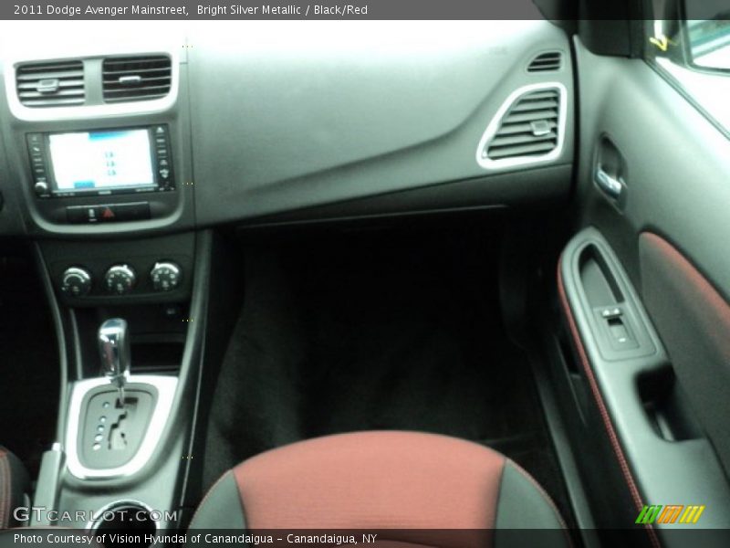 Bright Silver Metallic / Black/Red 2011 Dodge Avenger Mainstreet