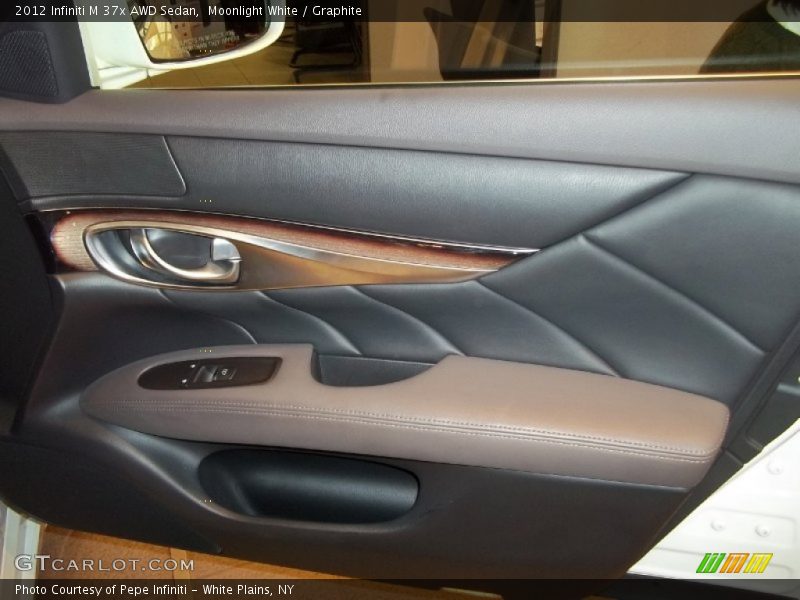 Moonlight White / Graphite 2012 Infiniti M 37x AWD Sedan