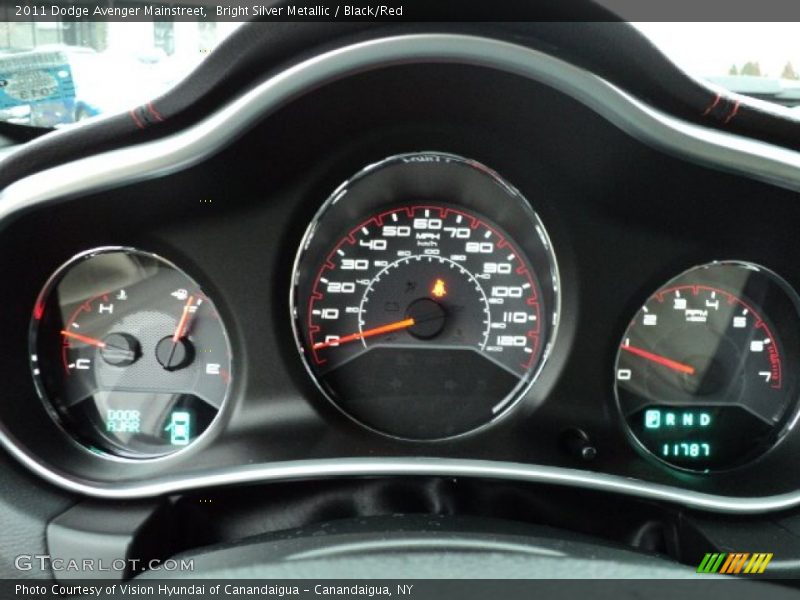 Bright Silver Metallic / Black/Red 2011 Dodge Avenger Mainstreet
