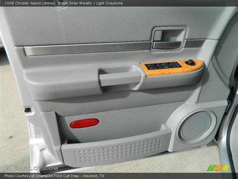 Bright Silver Metallic / Light Graystone 2008 Chrysler Aspen Limited