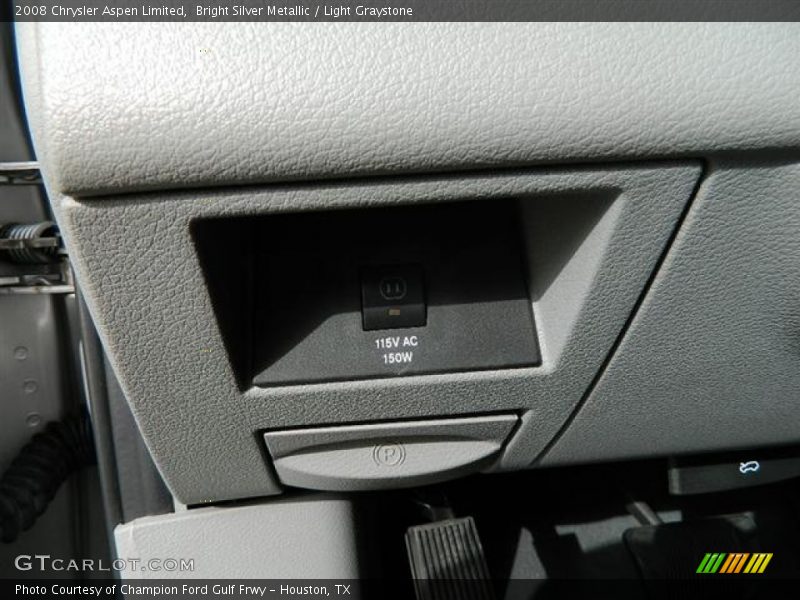 Bright Silver Metallic / Light Graystone 2008 Chrysler Aspen Limited