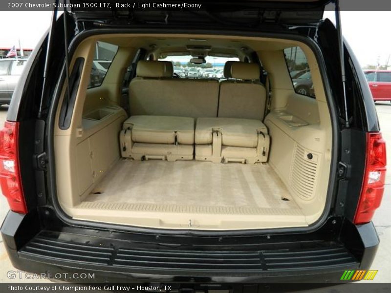 Black / Light Cashmere/Ebony 2007 Chevrolet Suburban 1500 LTZ