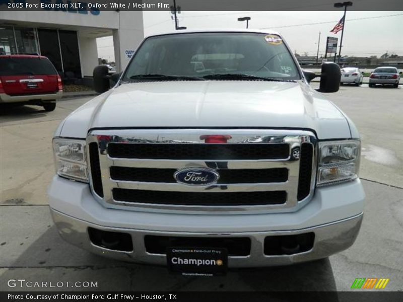 Oxford White / Medium Flint 2005 Ford Excursion XLT