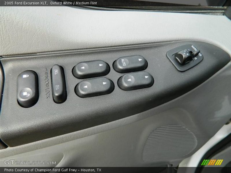 Oxford White / Medium Flint 2005 Ford Excursion XLT