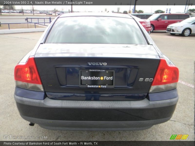 Nautic Blue Metallic / Taupe/Light Taupe 2004 Volvo S60 2.4