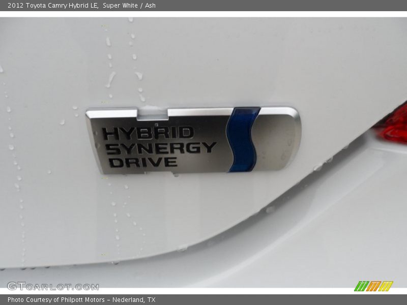 Super White / Ash 2012 Toyota Camry Hybrid LE