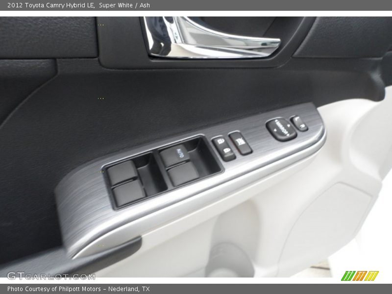 Super White / Ash 2012 Toyota Camry Hybrid LE