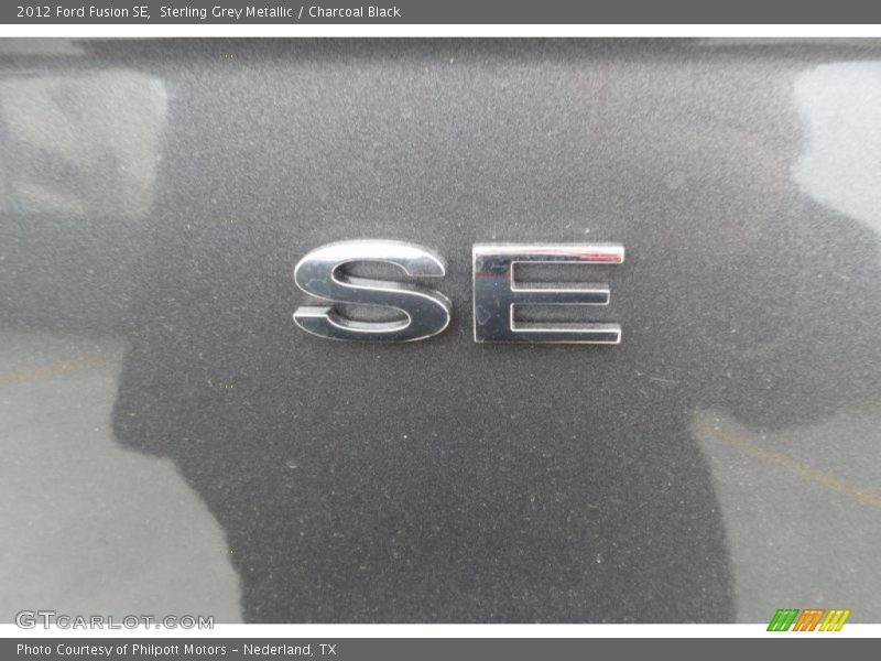 Sterling Grey Metallic / Charcoal Black 2012 Ford Fusion SE
