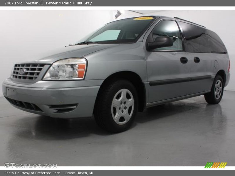 Pewter Metallic / Flint Gray 2007 Ford Freestar SE