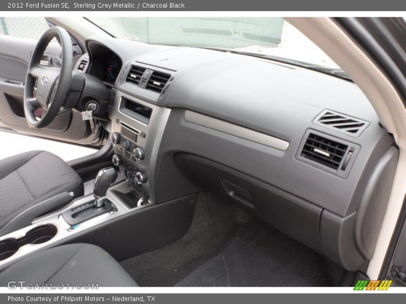 Sterling Grey Metallic / Charcoal Black 2012 Ford Fusion SE
