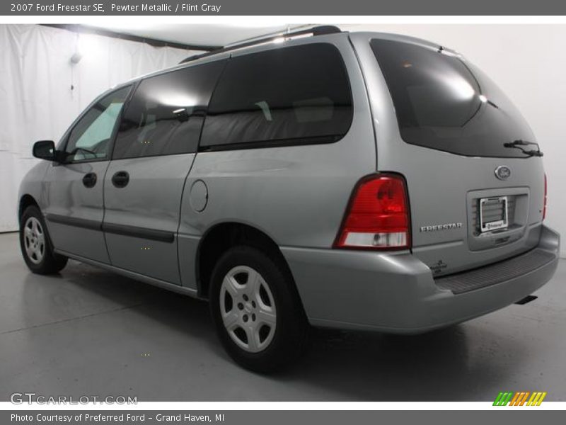 Pewter Metallic / Flint Gray 2007 Ford Freestar SE