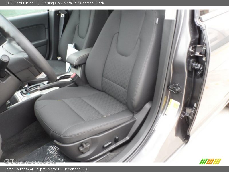 Sterling Grey Metallic / Charcoal Black 2012 Ford Fusion SE