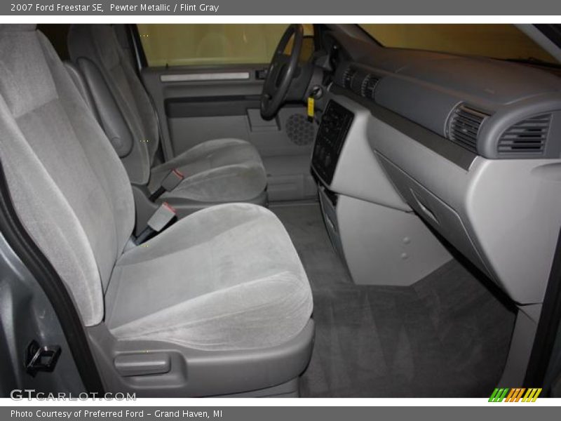 Pewter Metallic / Flint Gray 2007 Ford Freestar SE