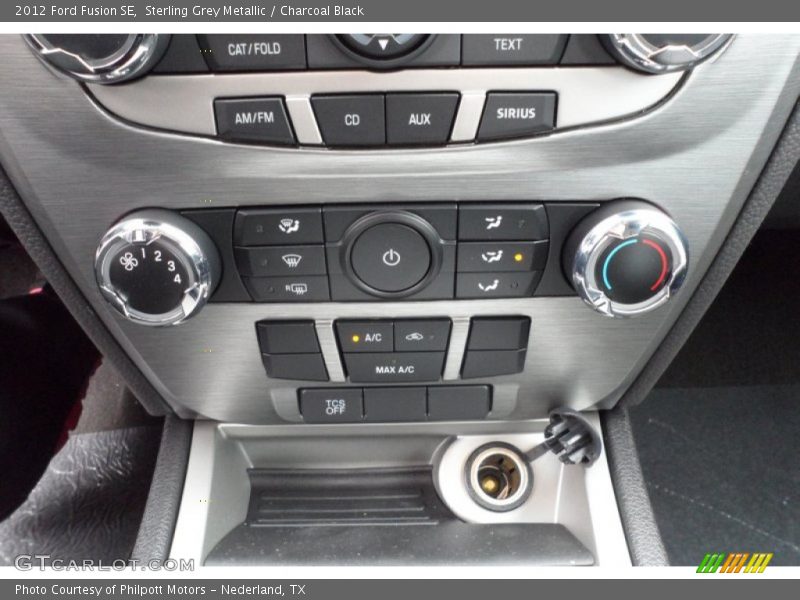 Sterling Grey Metallic / Charcoal Black 2012 Ford Fusion SE