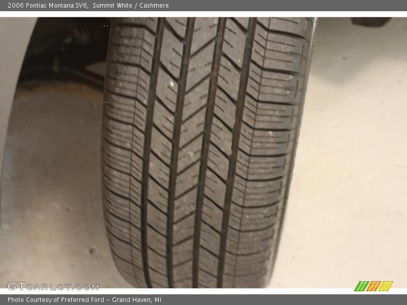 Summit White / Cashmere 2006 Pontiac Montana SV6