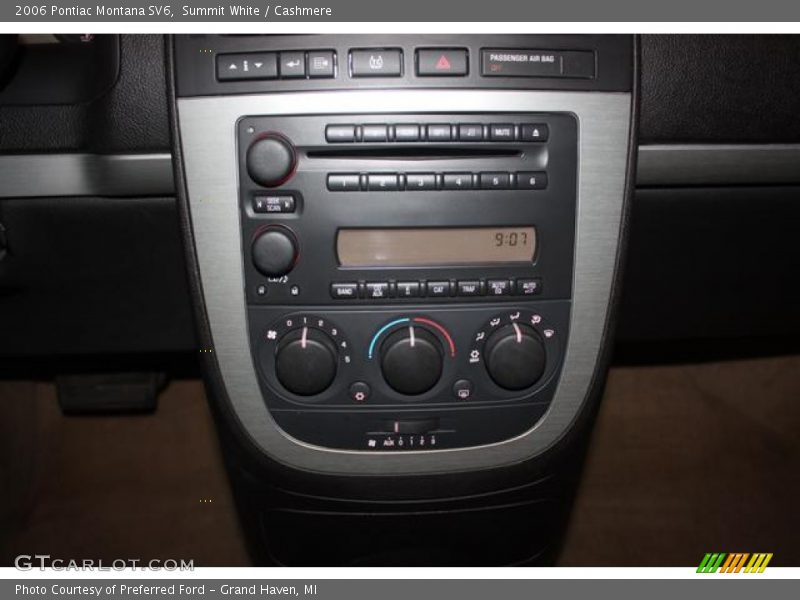 Summit White / Cashmere 2006 Pontiac Montana SV6