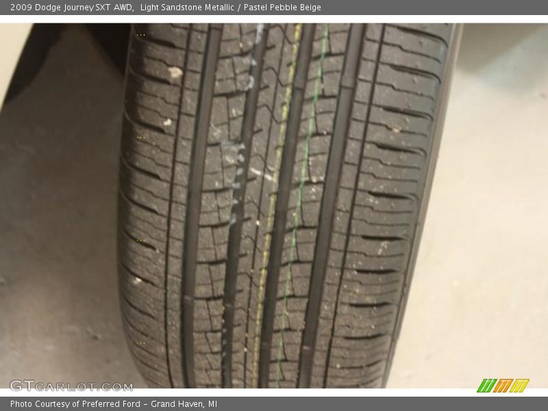 Light Sandstone Metallic / Pastel Pebble Beige 2009 Dodge Journey SXT AWD