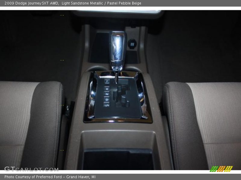 Light Sandstone Metallic / Pastel Pebble Beige 2009 Dodge Journey SXT AWD