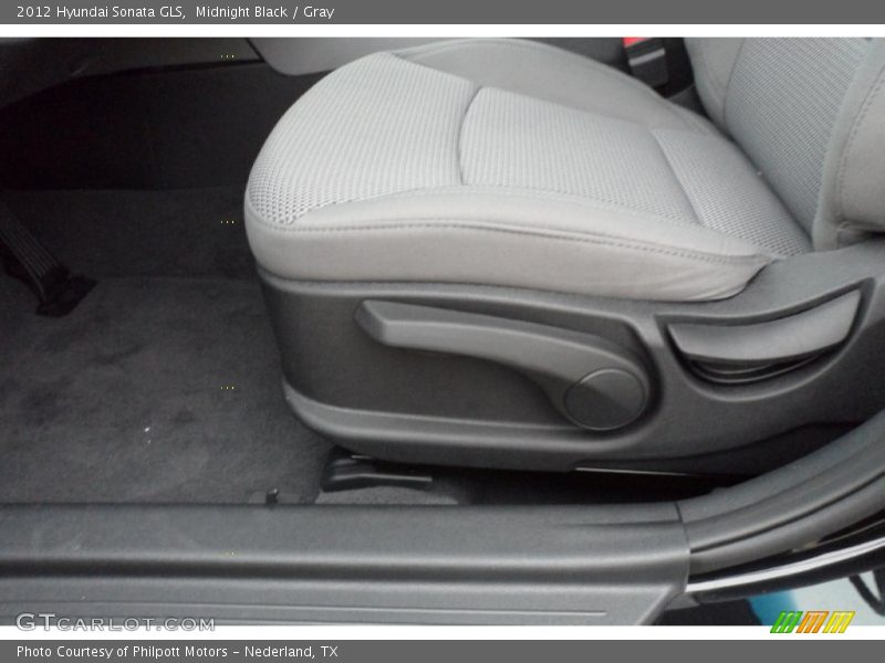 Midnight Black / Gray 2012 Hyundai Sonata GLS