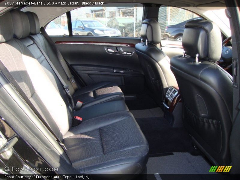 Black / Black 2007 Mercedes-Benz S 550 4Matic Sedan