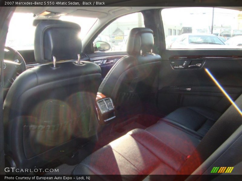 Black / Black 2007 Mercedes-Benz S 550 4Matic Sedan