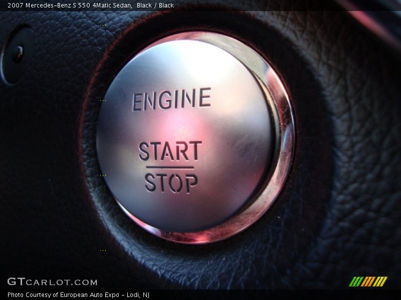 Black / Black 2007 Mercedes-Benz S 550 4Matic Sedan